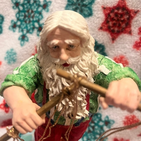 Vintage Wood Resin Jaimy Santa with Clown Marionette - Picture 4 of 9